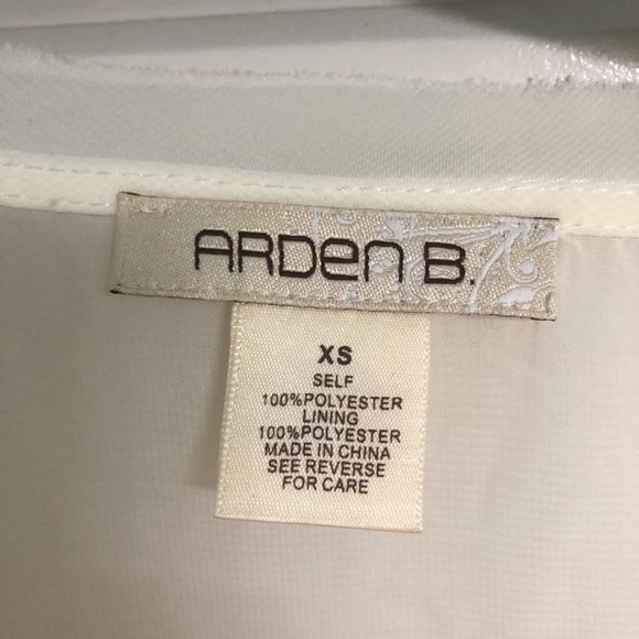 Gold Sequin Front Blouse - Picture 2 of 4